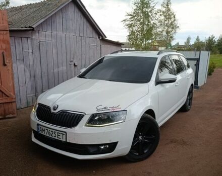 Белый Шкода Октавия, объемом двигателя 2 л и пробегом 280 тыс. км за 12100 $, фото 3 на Automoto.ua