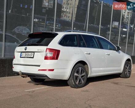 Белый Шкода Октавия, объемом двигателя 1.6 л и пробегом 305 тыс. км за 9200 $, фото 3 на Automoto.ua
