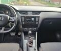 Белый Шкода Октавия, объемом двигателя 2 л и пробегом 270 тыс. км за 13499 $, фото 4 на Automoto.ua