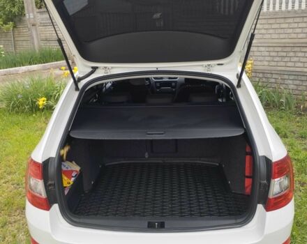 Білий Шкода Октавія, об'ємом двигуна 2 л та пробігом 350 тис. км за 13500 $, фото 5 на Automoto.ua