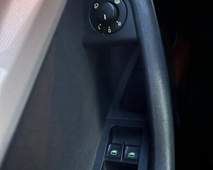 Белый Шкода Октавия, объемом двигателя 1.6 л и пробегом 243 тыс. км за 11000 $, фото 23 на Automoto.ua