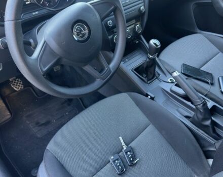 Білий Шкода Октавія, об'ємом двигуна 1.6 л та пробігом 189 тис. км за 10400 $, фото 19 на Automoto.ua