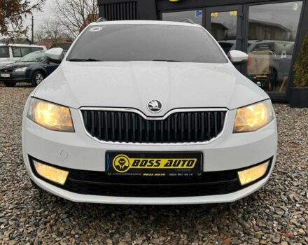 Белый Шкода Октавия, объемом двигателя 1.6 л и пробегом 260 тыс. км за 10999 $, фото 1 на Automoto.ua