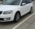 Білий Шкода Октавія, об'ємом двигуна 1.6 л та пробігом 247 тис. км за 10941 $, фото 1 на Automoto.ua