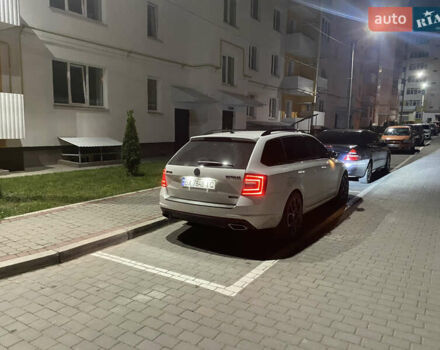 Белый Шкода Октавия, объемом двигателя 1.97 л и пробегом 287 тыс. км за 16000 $, фото 8 на Automoto.ua