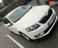 Білий Шкода Октавія, об'ємом двигуна 1.6 л та пробігом 305 тис. км за 11400 $, фото 1 на Automoto.ua