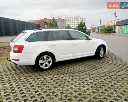 Білий Шкода Октавія, об'ємом двигуна 1.97 л та пробігом 328 тис. км за 11600 $, фото 3 на Automoto.ua