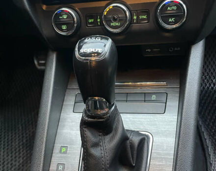 Білий Шкода Октавія, об'ємом двигуна 1.97 л та пробігом 278 тис. км за 13400 $, фото 19 на Automoto.ua