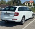 Білий Шкода Октавія, об'ємом двигуна 1.6 л та пробігом 248 тис. км за 10800 $, фото 3 на Automoto.ua
