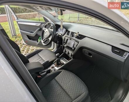 Білий Шкода Октавія, об'ємом двигуна 1.6 л та пробігом 267 тис. км за 12500 $, фото 19 на Automoto.ua
