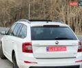 Белый Шкода Октавия, объемом двигателя 2 л и пробегом 239 тыс. км за 13500 $, фото 6 на Automoto.ua