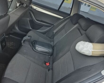 Шкода Октавия 2015 в Калуше на Automoto.ua Белый Шкода Октавия, объемом двигателя 0 л и пробегом 300 тыс. км за 11250 $, фото 15 на Automoto.ua