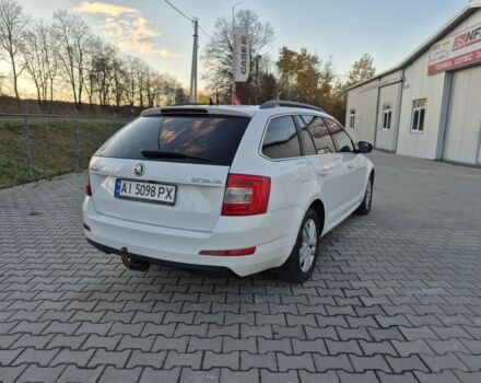 Шкода Октавия 2015 в Калуше на Automoto.ua Белый Шкода Октавия, объемом двигателя 0 л и пробегом 300 тыс. км за 11250 $, фото 3 на Automoto.ua