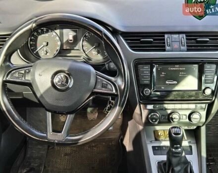 Белый Шкода Октавия, объемом двигателя 1.6 л и пробегом 305 тыс. км за 9200 $, фото 20 на Automoto.ua