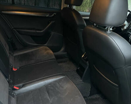 Білий Шкода Октавія, об'ємом двигуна 1.97 л та пробігом 278 тис. км за 13400 $, фото 16 на Automoto.ua