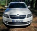 Белый Шкода Октавия, объемом двигателя 2 л и пробегом 228 тыс. км за 10200 $, фото 1 на Automoto.ua