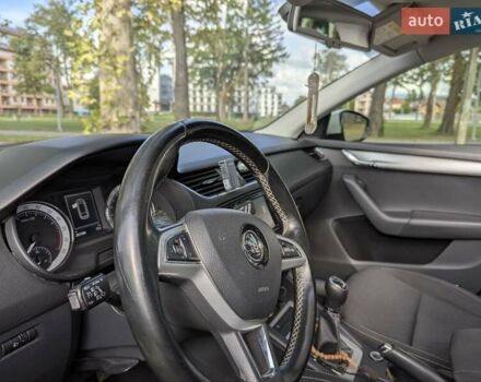 Білий Шкода Октавія, об'ємом двигуна 1.6 л та пробігом 267 тис. км за 12500 $, фото 15 на Automoto.ua