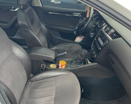 Білий Шкода Октавія, об'ємом двигуна 1.97 л та пробігом 284 тис. км за 14700 $, фото 19 на Automoto.ua