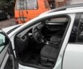 Белый Шкода Октавия, объемом двигателя 1.6 л и пробегом 183 тыс. км за 7300 $, фото 6 на Automoto.ua