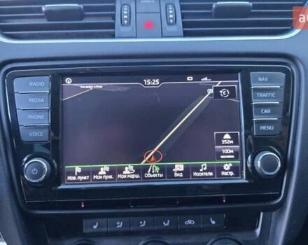 Білий Шкода Октавія, об'ємом двигуна 2 л та пробігом 230 тис. км за 12300 $, фото 14 на Automoto.ua