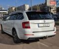 Белый Шкода Октавия, объемом двигателя 1.6 л и пробегом 305 тыс. км за 9200 $, фото 4 на Automoto.ua