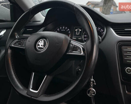 Белый Шкода Октавия, объемом двигателя 1.6 л и пробегом 260 тыс. км за 10999 $, фото 16 на Automoto.ua