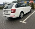Білий Шкода Октавія, об'ємом двигуна 1.6 л та пробігом 305 тис. км за 11400 $, фото 9 на Automoto.ua