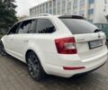 Белый Шкода Октавия, объемом двигателя 2 л и пробегом 284 тыс. км за 14900 $, фото 4 на Automoto.ua