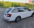 Белый Шкода Октавия, объемом двигателя 1.6 л и пробегом 330 тыс. км за 8750 $, фото 1 на Automoto.ua