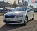 Белый Шкода Октавия, объемом двигателя 1.6 л и пробегом 305 тыс. км за 9200 $, фото 1 на Automoto.ua