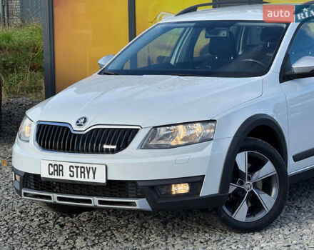 Білий Шкода Октавія, об'ємом двигуна 2 л та пробігом 234 тис. км за 14999 $, фото 6 на Automoto.ua