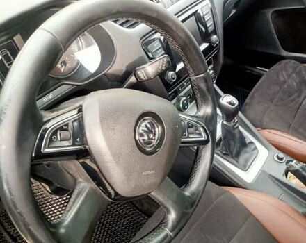 Білий Шкода Октавія, об'ємом двигуна 1.97 л та пробігом 328 тис. км за 11600 $, фото 20 на Automoto.ua