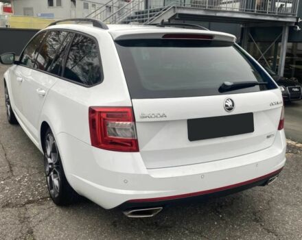 Белый Шкода Октавия, объемом двигателя 2 л и пробегом 74 тыс. км за 6000 $, фото 3 на Automoto.ua