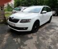 Белый Шкода Октавия, объемом двигателя 1.6 л и пробегом 243 тыс. км за 10896 $, фото 1 на Automoto.ua