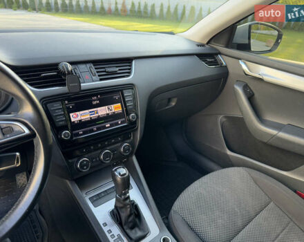 Білий Шкода Октавія, об'ємом двигуна 1.97 л та пробігом 225 тис. км за 12600 $, фото 34 на Automoto.ua