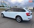Белый Шкода Октавия, объемом двигателя 1.6 л и пробегом 201 тыс. км за 9800 $, фото 1 на Automoto.ua