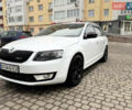 Белый Шкода Октавия, объемом двигателя 1.6 л и пробегом 253 тыс. км за 10500 $, фото 3 на Automoto.ua