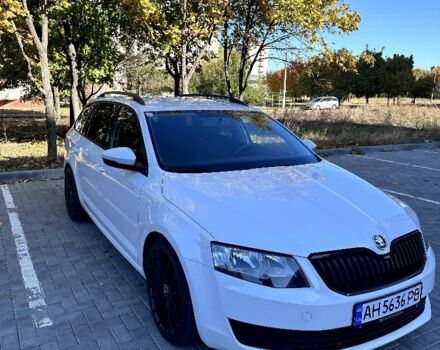 Білий Шкода Октавія, об'ємом двигуна 1.6 л та пробігом 189 тис. км за 10400 $, фото 1 на Automoto.ua