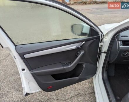 Белый Шкода Октавия, объемом двигателя 1.4 л и пробегом 206 тыс. км за 12100 $, фото 14 на Automoto.ua