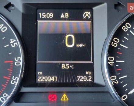 Білий Шкода Октавія, об'ємом двигуна 2 л та пробігом 230 тис. км за 12300 $, фото 11 на Automoto.ua