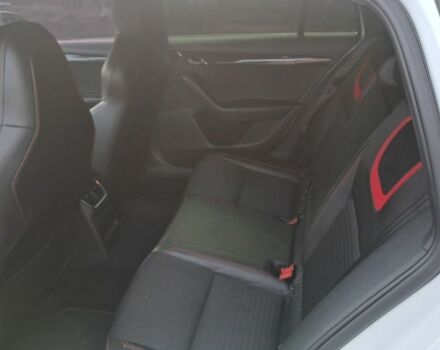 Белый Шкода Октавия, объемом двигателя 2 л и пробегом 270 тыс. км за 13499 $, фото 7 на Automoto.ua