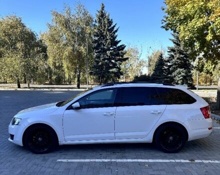 Білий Шкода Октавія, об'ємом двигуна 1.6 л та пробігом 189 тис. км за 10400 $, фото 3 на Automoto.ua