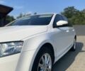 Белый Шкода Октавия, объемом двигателя 1.6 л и пробегом 345 тыс. км за 10400 $, фото 2 на Automoto.ua