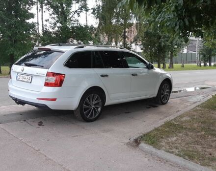 Белый Шкода Октавия, объемом двигателя 1.6 л и пробегом 317 тыс. км за 9100 $, фото 15 на Automoto.ua