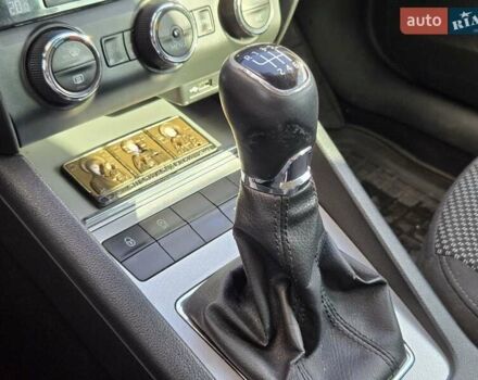 Белый Шкода Октавия, объемом двигателя 1.6 л и пробегом 305 тыс. км за 9200 $, фото 25 на Automoto.ua