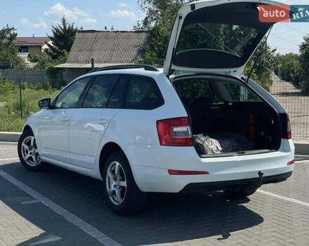 Білий Шкода Октавія, об'ємом двигуна 1.6 л та пробігом 248 тис. км за 10800 $, фото 10 на Automoto.ua