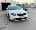 Белый Шкода Октавия, объемом двигателя 1.6 л и пробегом 264 тыс. км за 11000 $, фото 1 на Automoto.ua