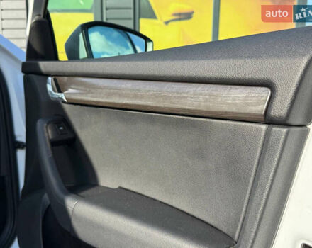 Білий Шкода Октавія, об'ємом двигуна 2 л та пробігом 234 тис. км за 14999 $, фото 44 на Automoto.ua