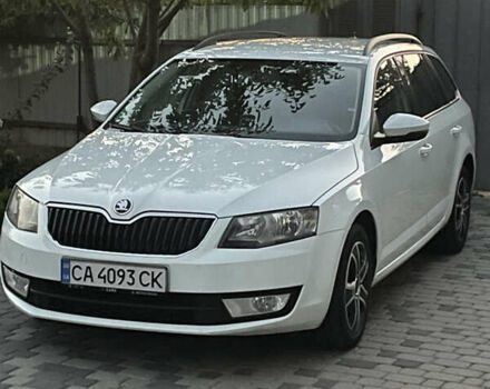 Шкода Октавия 2015 в Черкассах на Automoto.ua Белый Шкода Октавия, объемом двигателя 1.6 л и пробегом 287 тыс. км за 10300 $, фото 2 на Automoto.ua