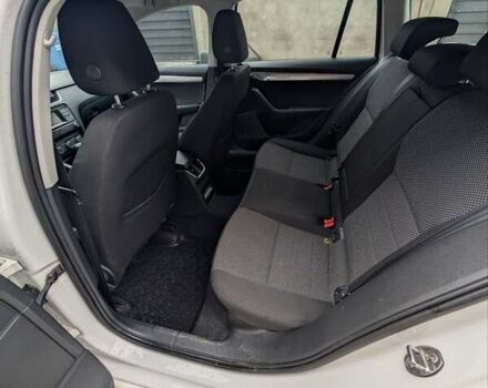 Белый Шкода Октавия, объемом двигателя 1.6 л и пробегом 299 тыс. км за 9000 $, фото 15 на Automoto.ua